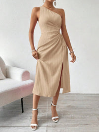 5bb1020b-39b7-43b2-b452-52b9dd4fc6e3-Max