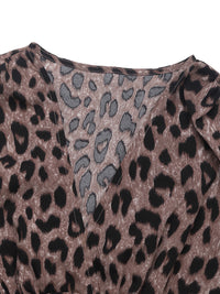 Vestido midi de manga larga con sobrepelliz de leopardo de Perfee