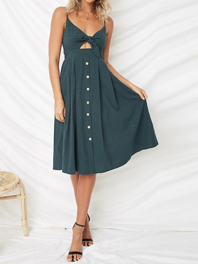 Vestido camisero con escote en forma de corazón y abertura