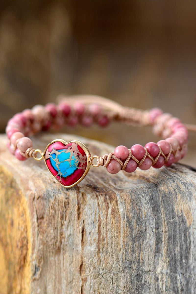 Pulsera de piedra natural hecha a mano en forma de corazón