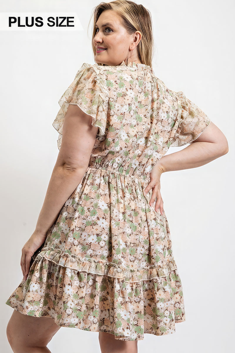 Vestido con detalle de volantes y estampado floral con cintura elástica