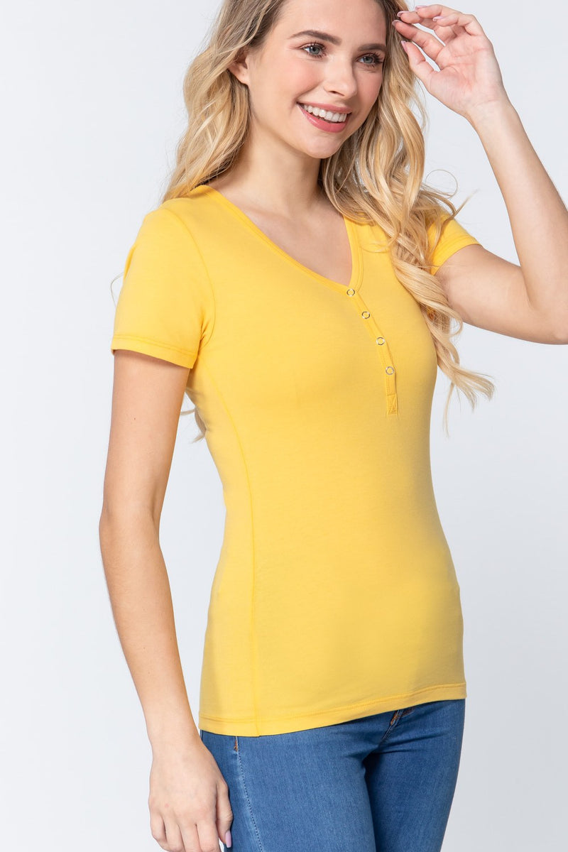 Short Slv V-neck Henley Knit Top